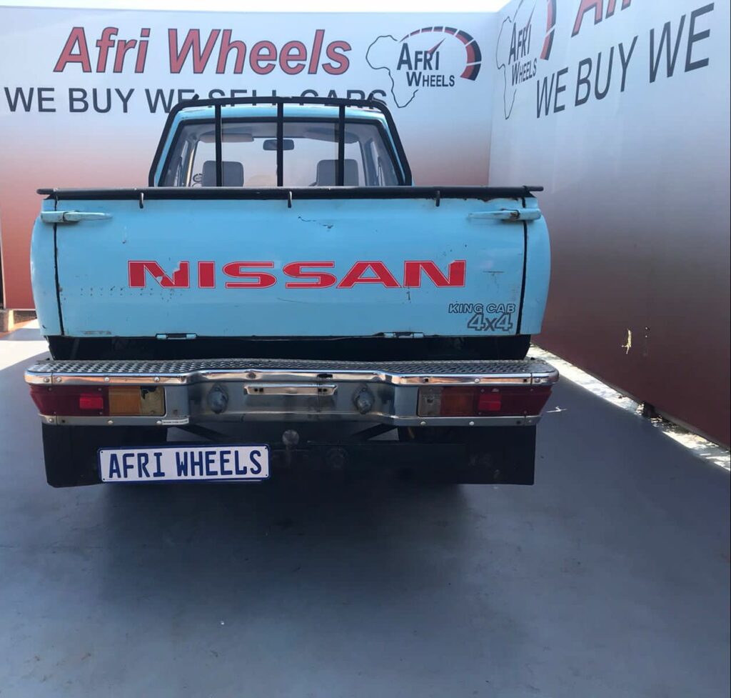 1984 Nissan Kingcab 4X4 3.0L V6